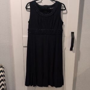 R&M Dark Blue Sleeveless Lightweight Midi Dress with Cute Sequins Accents, Sz 12